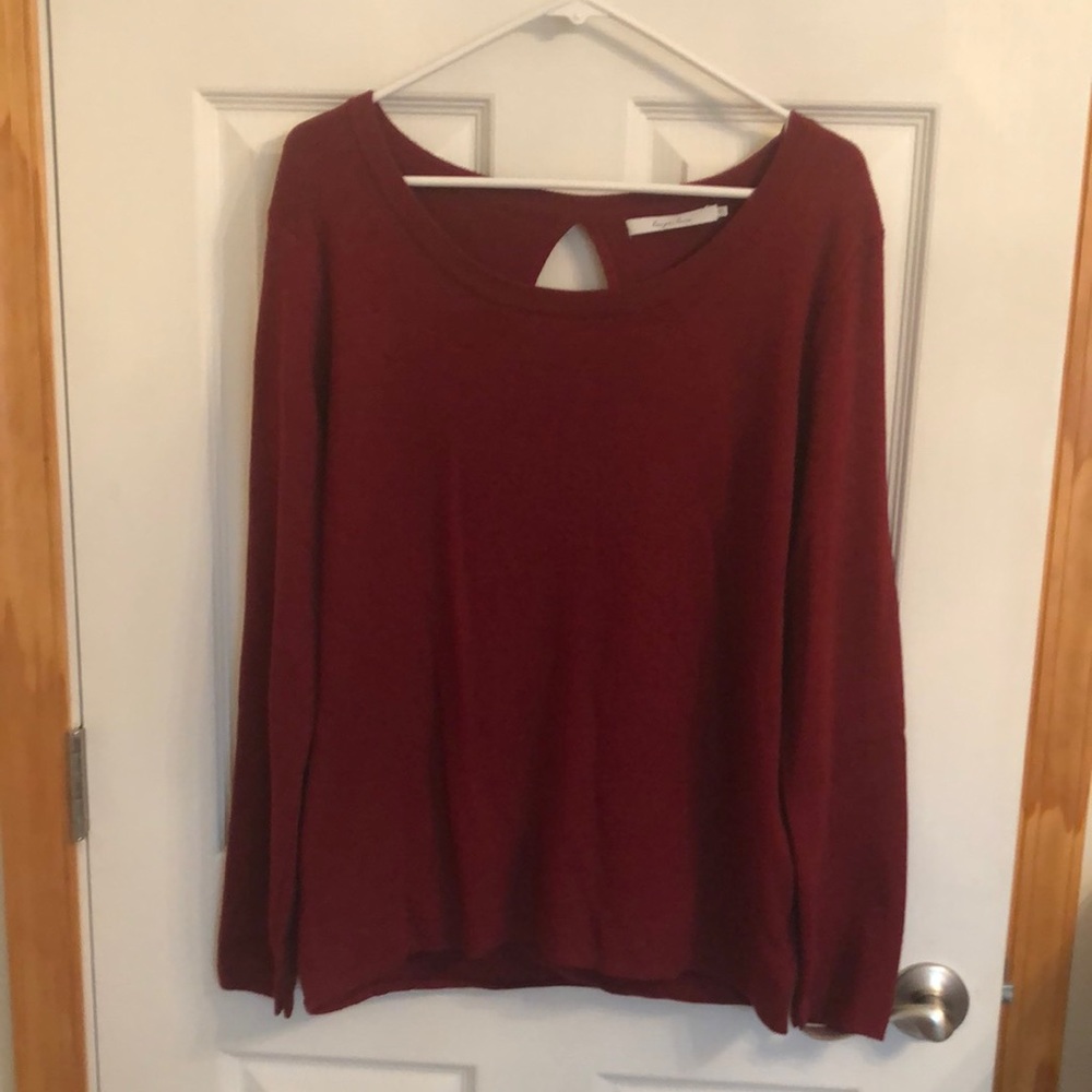 XL Harper Lane open back maroon sweater